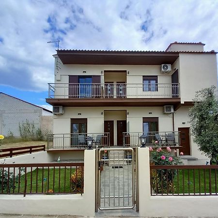 Maria Dina Apartments 1 Potos Exterior photo